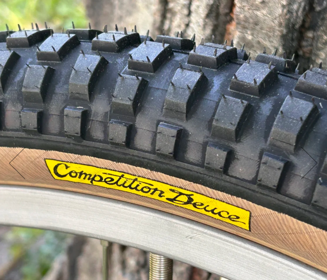 (image for) Competition Deuce Tires (each) 26" x 2.125" SKINWALL
